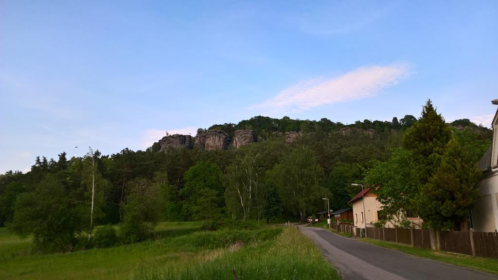 Chalupa Pod Drabskymi Svetnickami Villa Mnichovo Hradiste Luaran gambar
